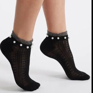 STEMS WOMENS FAUX PEARL EMBELLISHED POINTELLE ANKLE SOCKS BLACK OS NWOT